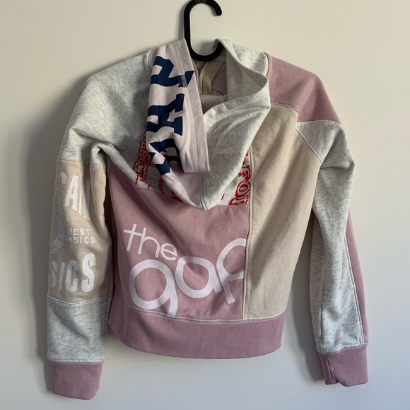 Gap Kids Basic Sweater - Picture 2 of 5